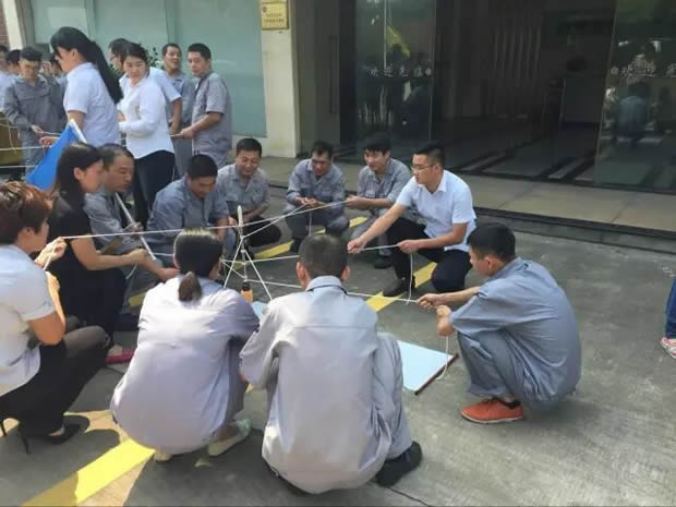 上海沪工阀门厂凝心聚力激扬青春素质拓展活动（图7）