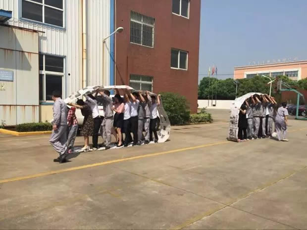 上海沪工阀门厂凝心聚力激扬青春素质拓展活动（图12）